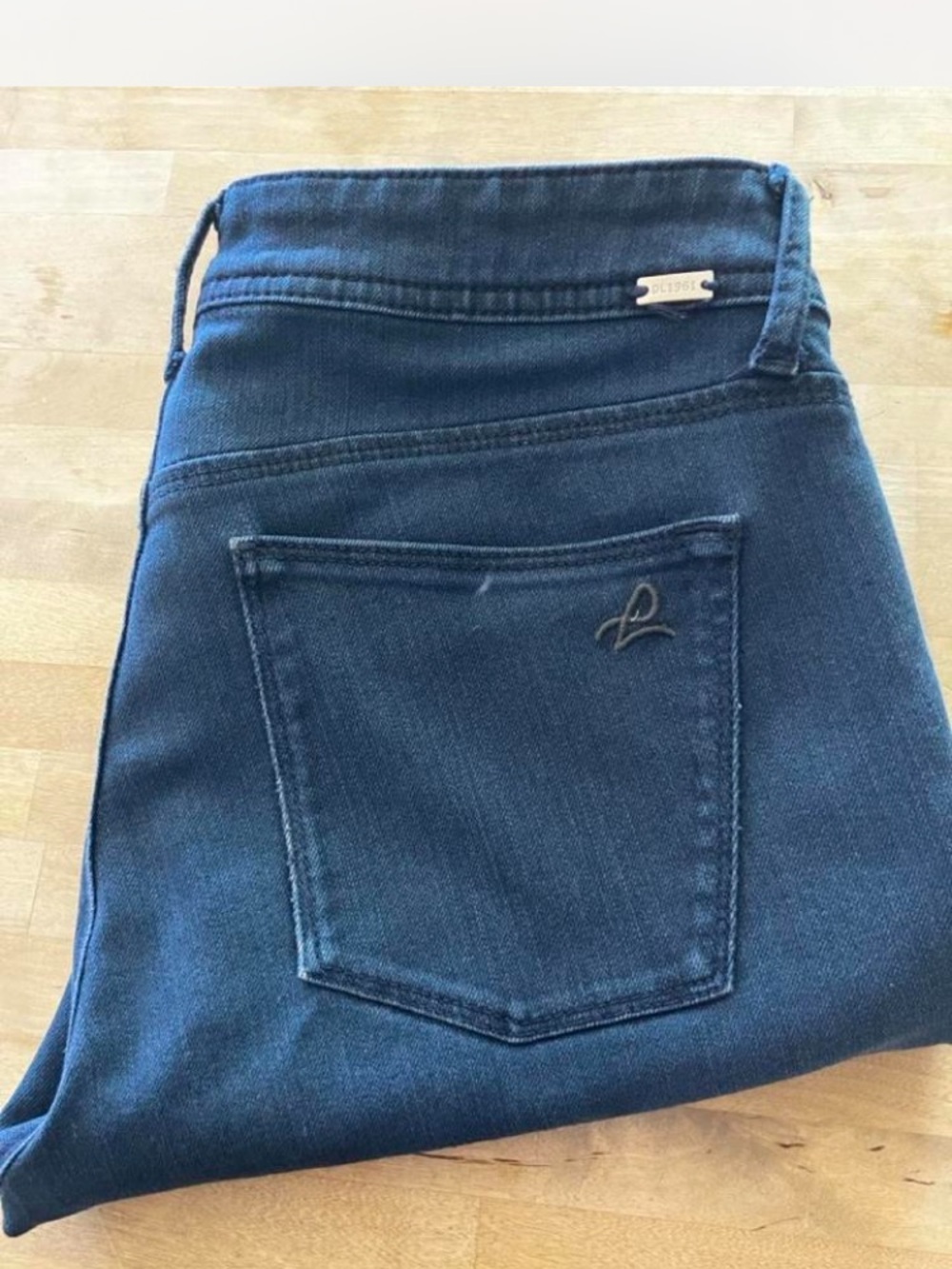 DL 1961 Coco mid-rise dark blue denim jeans size 27